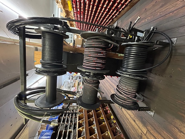 Industrial bulk hose reels